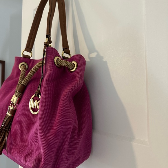 Michael Kors Fuchsia and Tan Shoulder Bag - Picture 3 of 7
